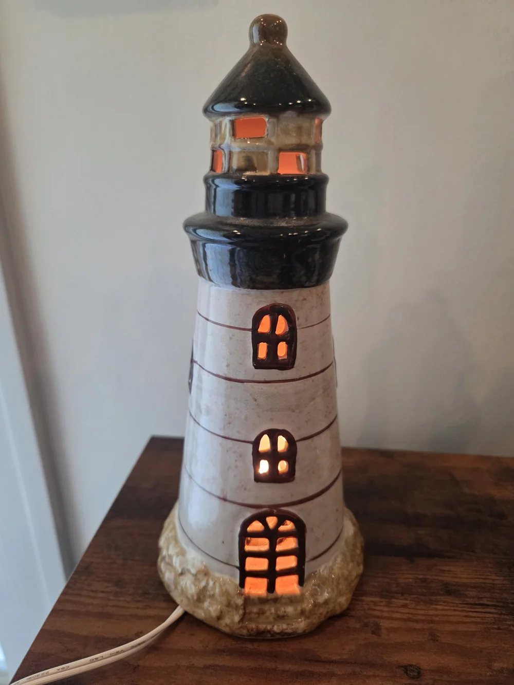 Vintage Ceramic Lighthouse Lamp Light Beach Coastal 10” Tall Nautical